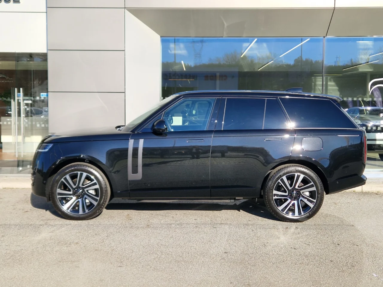 Land Rover Range Rover 3.0 P460e SE 6