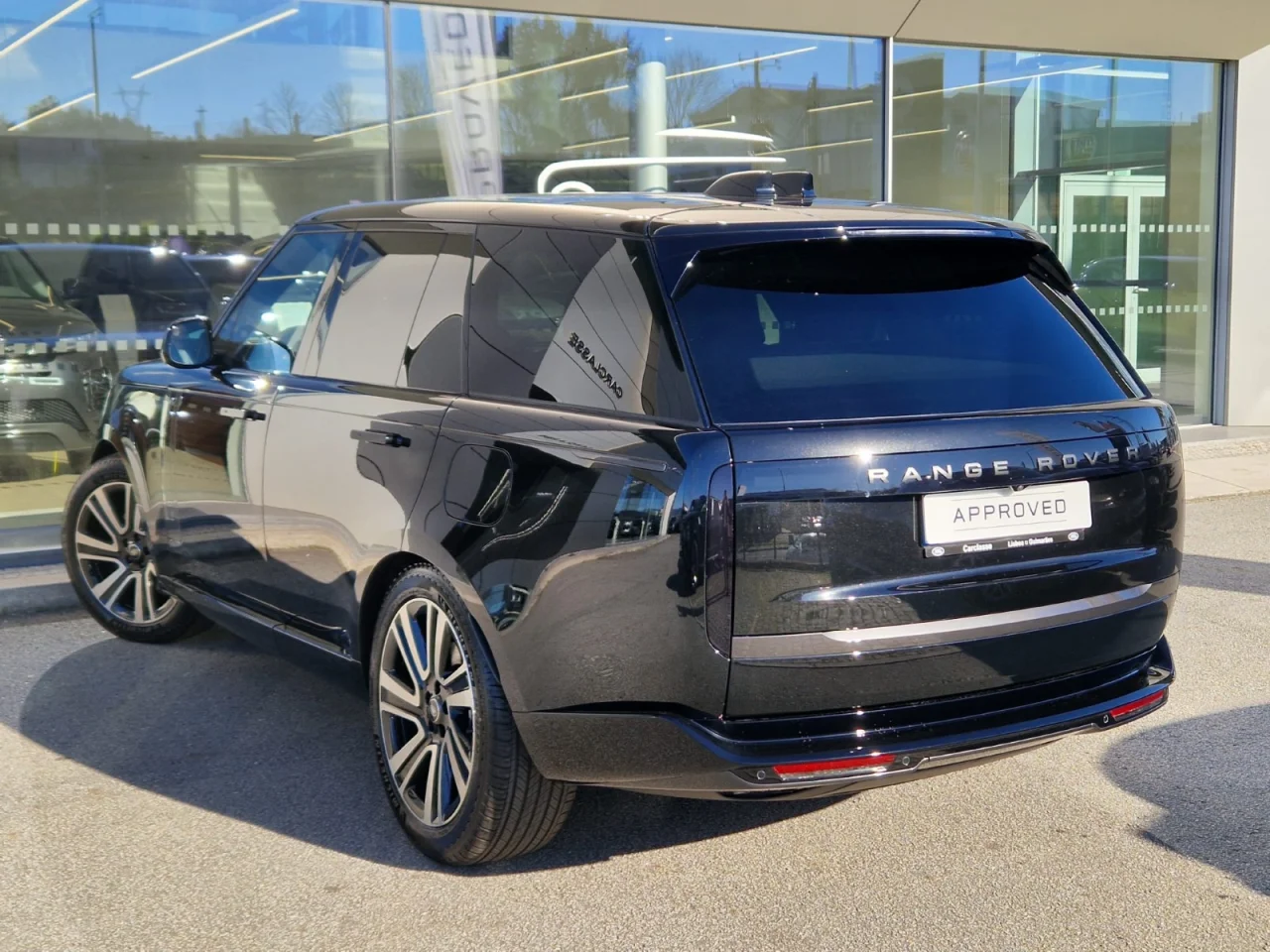 Land Rover Range Rover 3.0 P460e SE 8