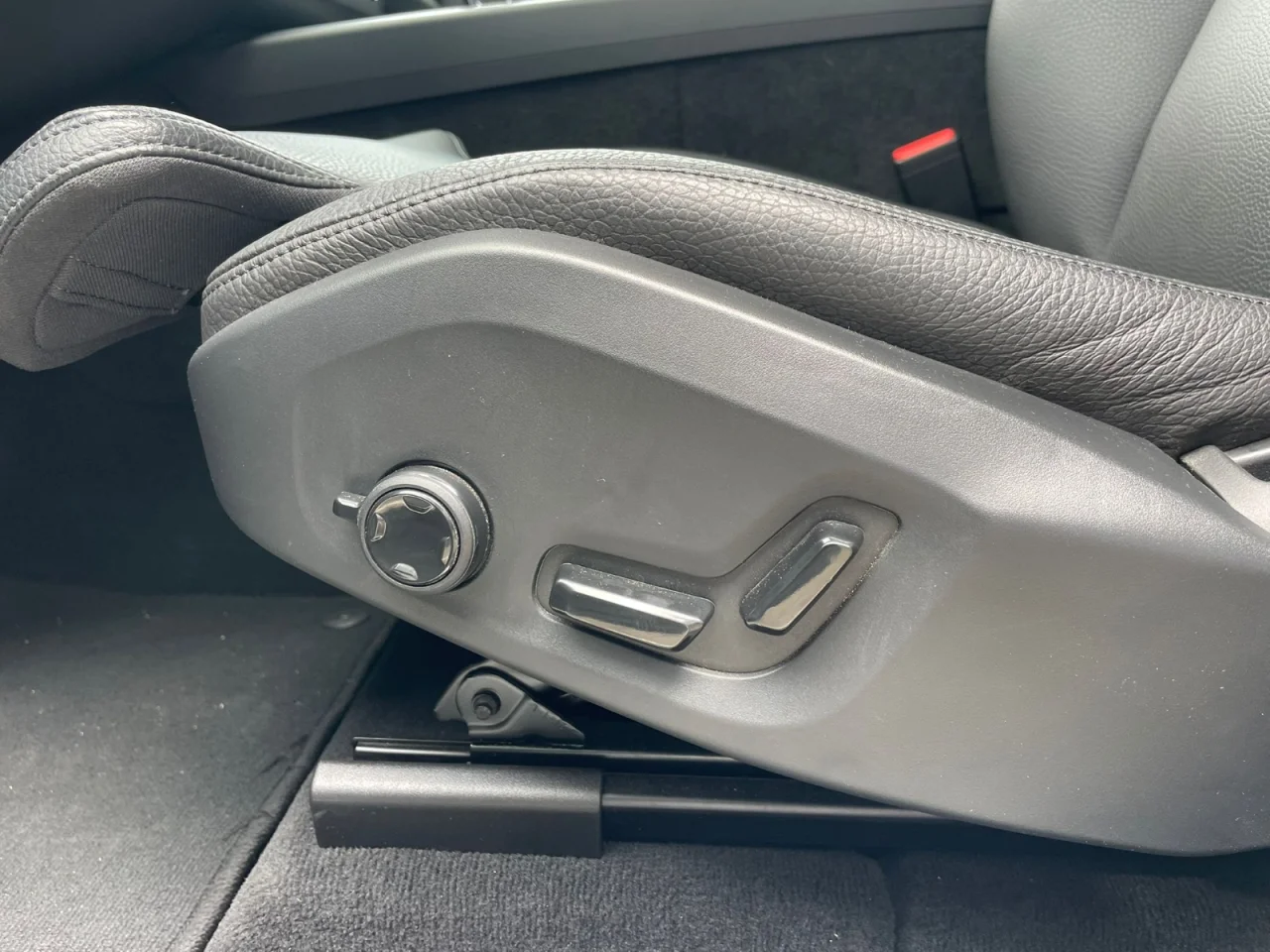 Volvo XC60 T6 Recharge Plus Bright 5