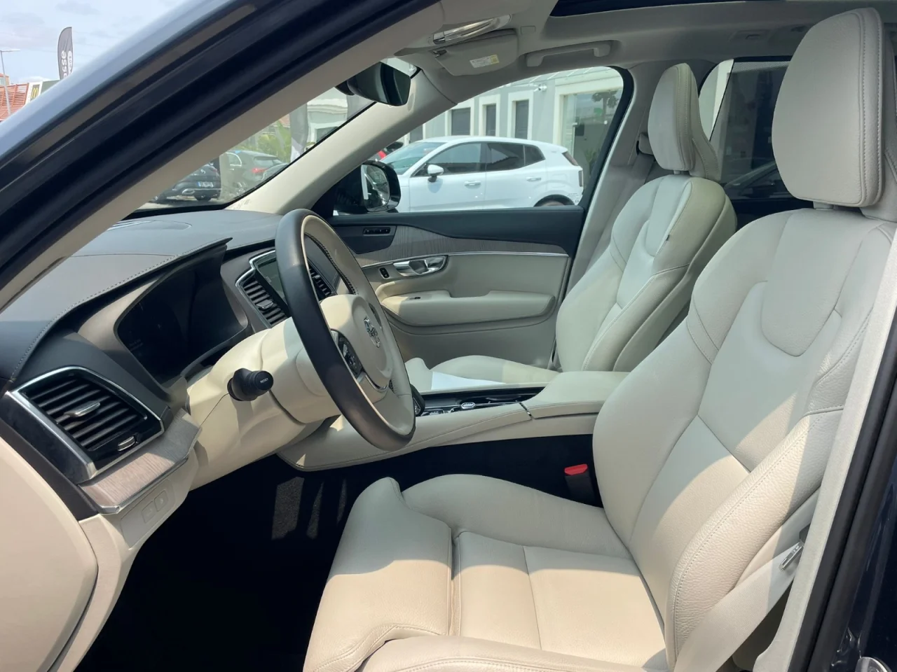 Volvo XC90 T8 Plus Dark 7Lugares - vendido 1