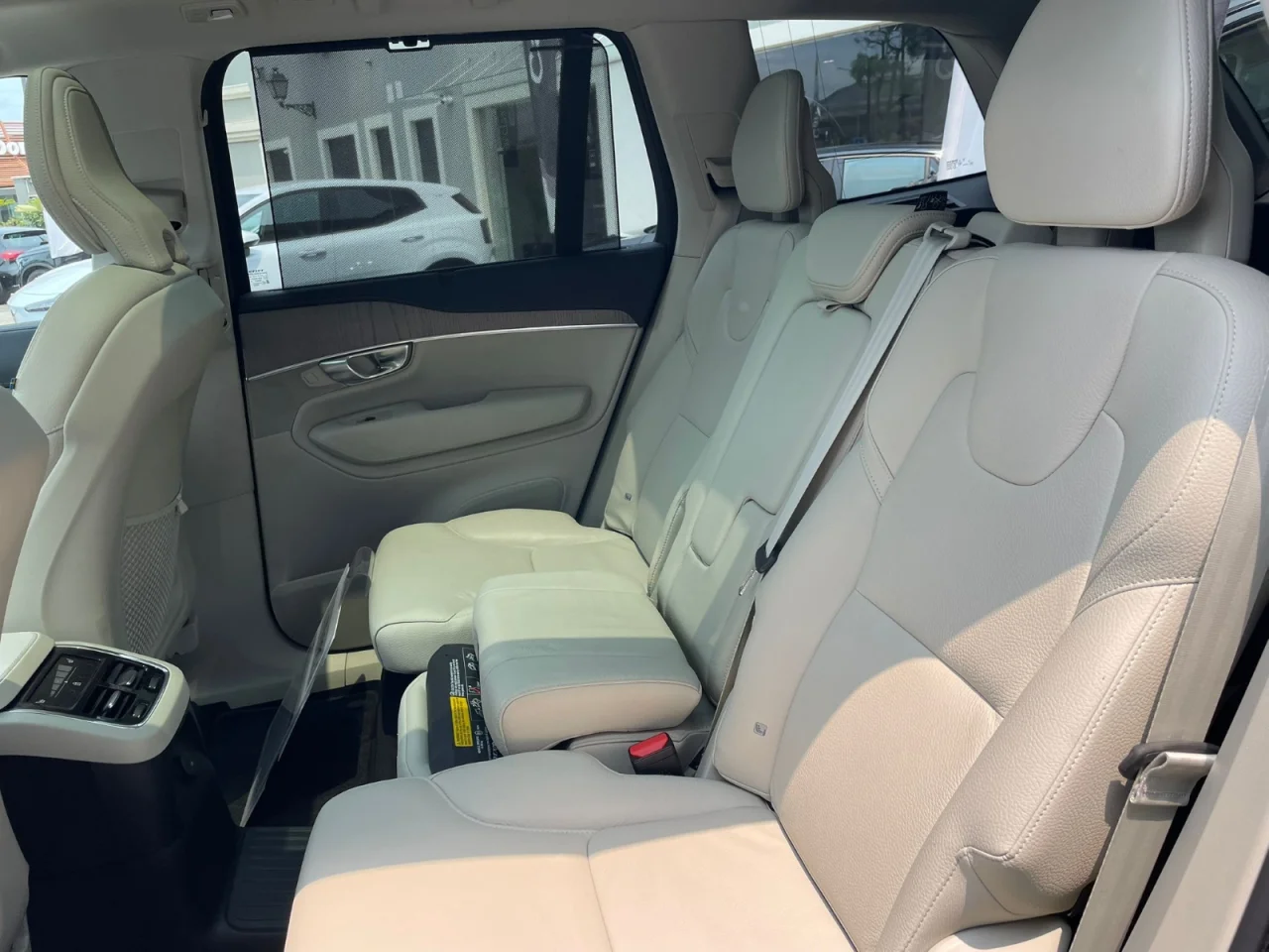 Volvo XC90 T8 Plus Dark 7Lugares - vendido 4