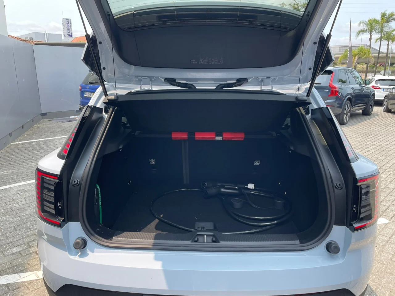 Volvo EX30 51 kWh Single Motor Core 9