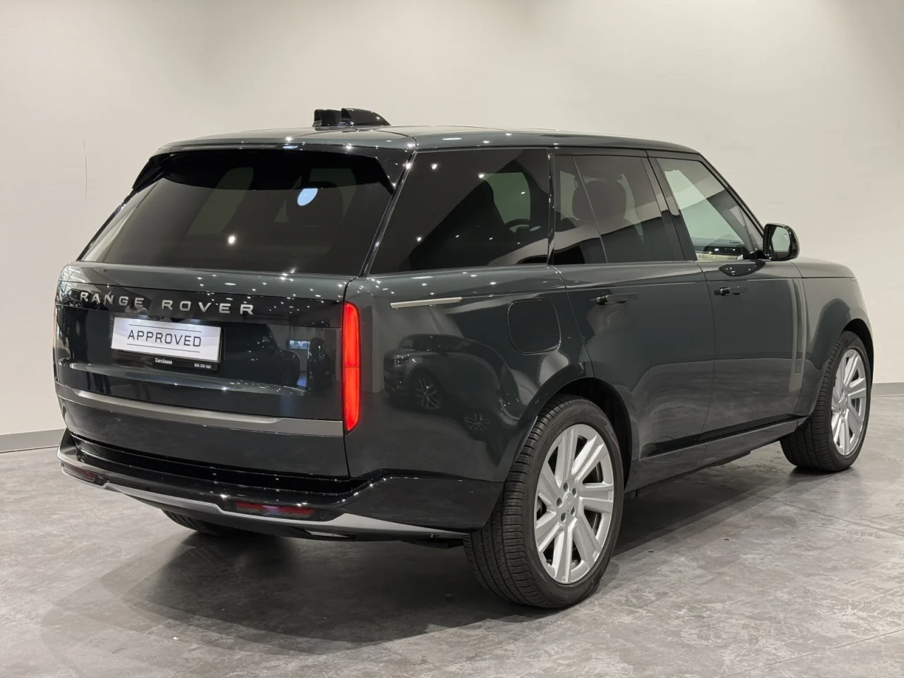 Land Rover Range Rover 3.0 P460e HSE 11