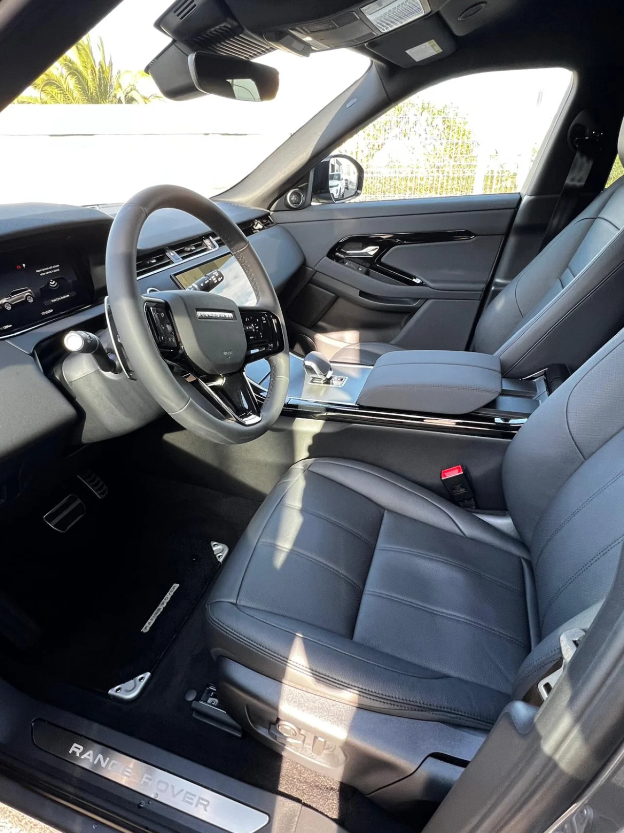 Land Rover Range Rover Evoque 1.5 P300e AWD Dynamic SE 1