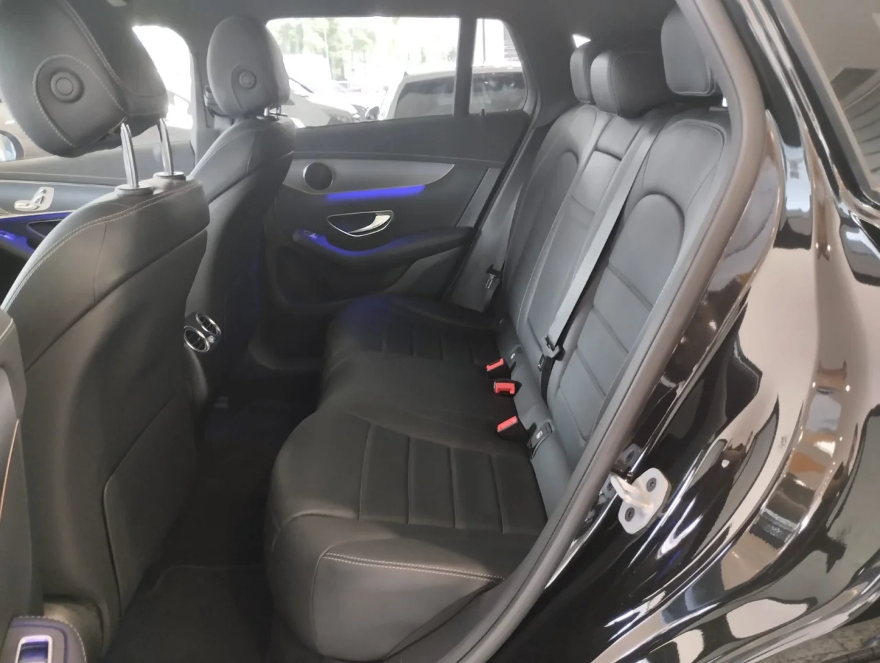 Mercedes EQC 400 4 Matic 6