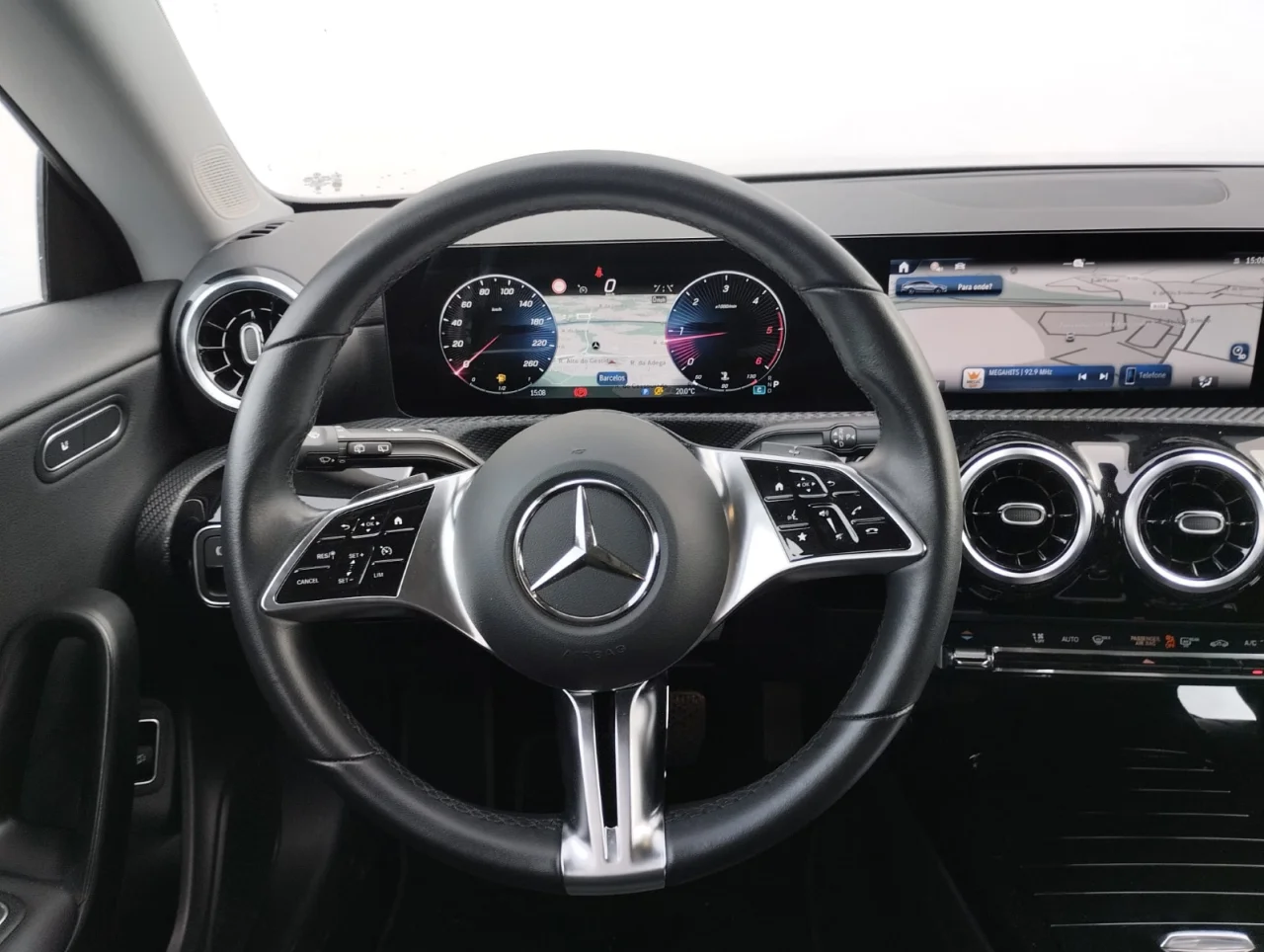 Mercedes Classe CLA 180d Shooting Brake Advanced 1