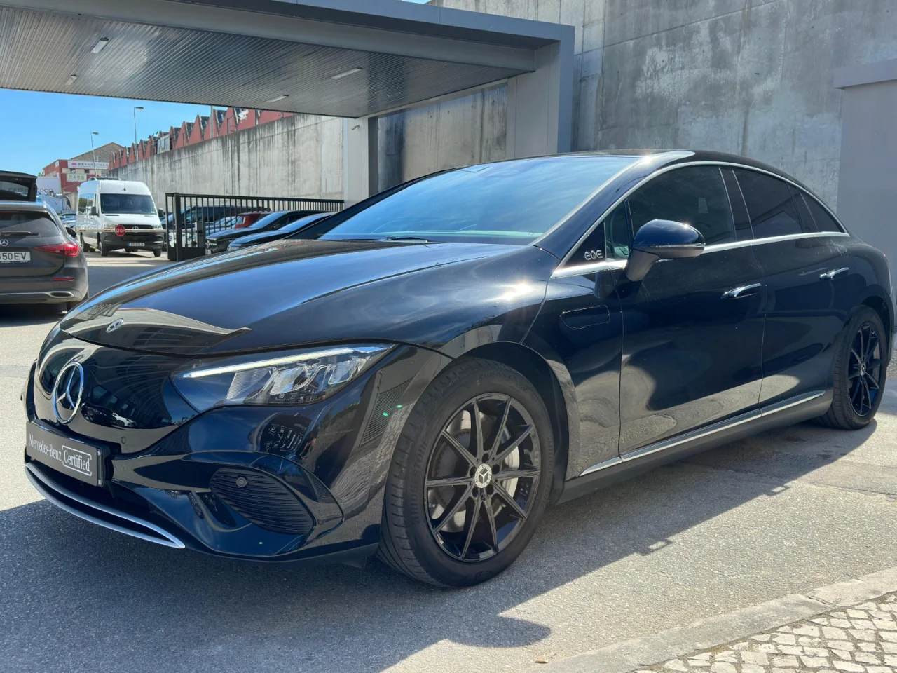 SUV