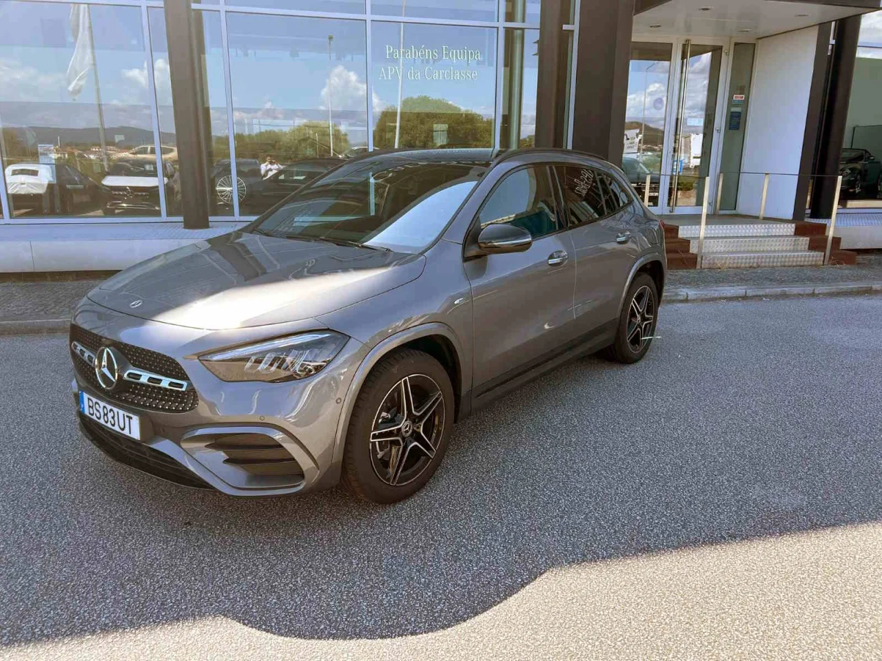 SUV