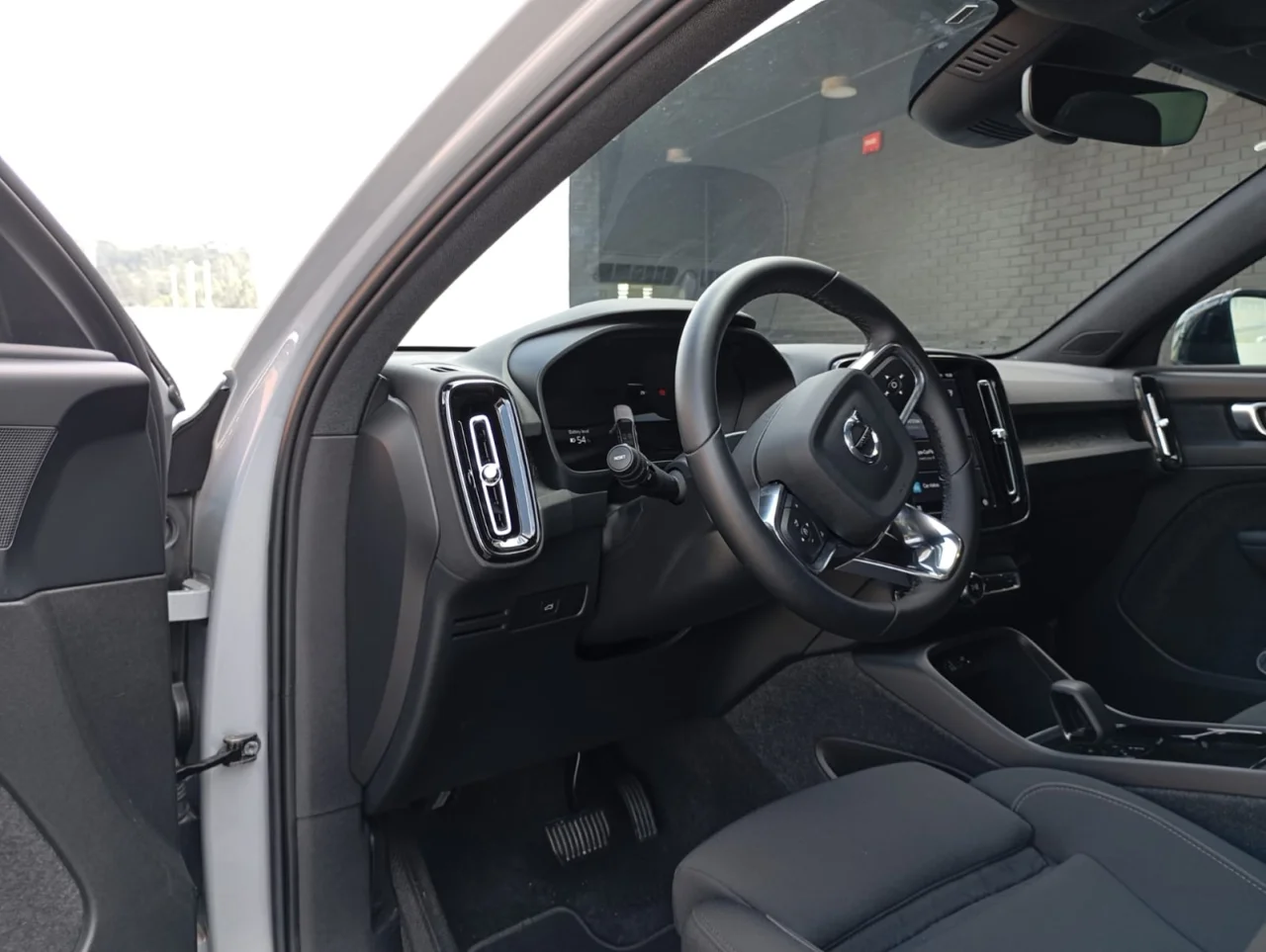 Volvo C40 Core Recharge Single Motor Elétrico 1