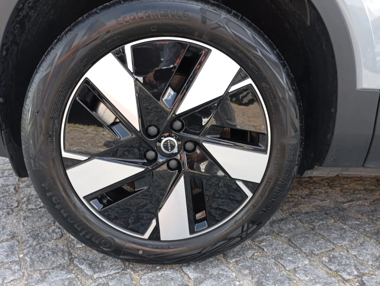 Volvo C40 Core Recharge Single Motor Elétrico 12