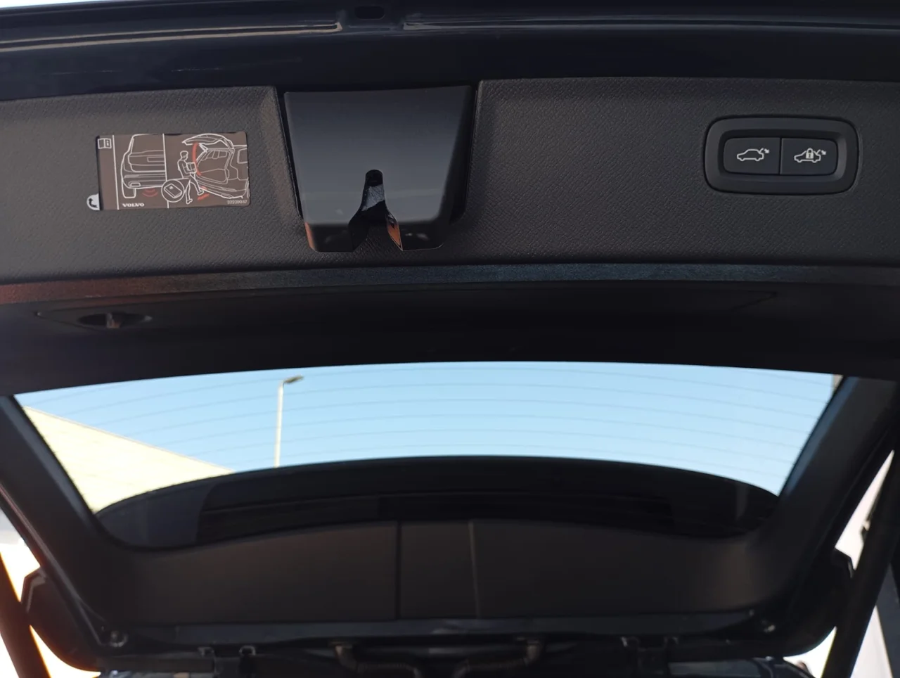 Volvo XC90 T8 Plus Dark 7 Lugares 6