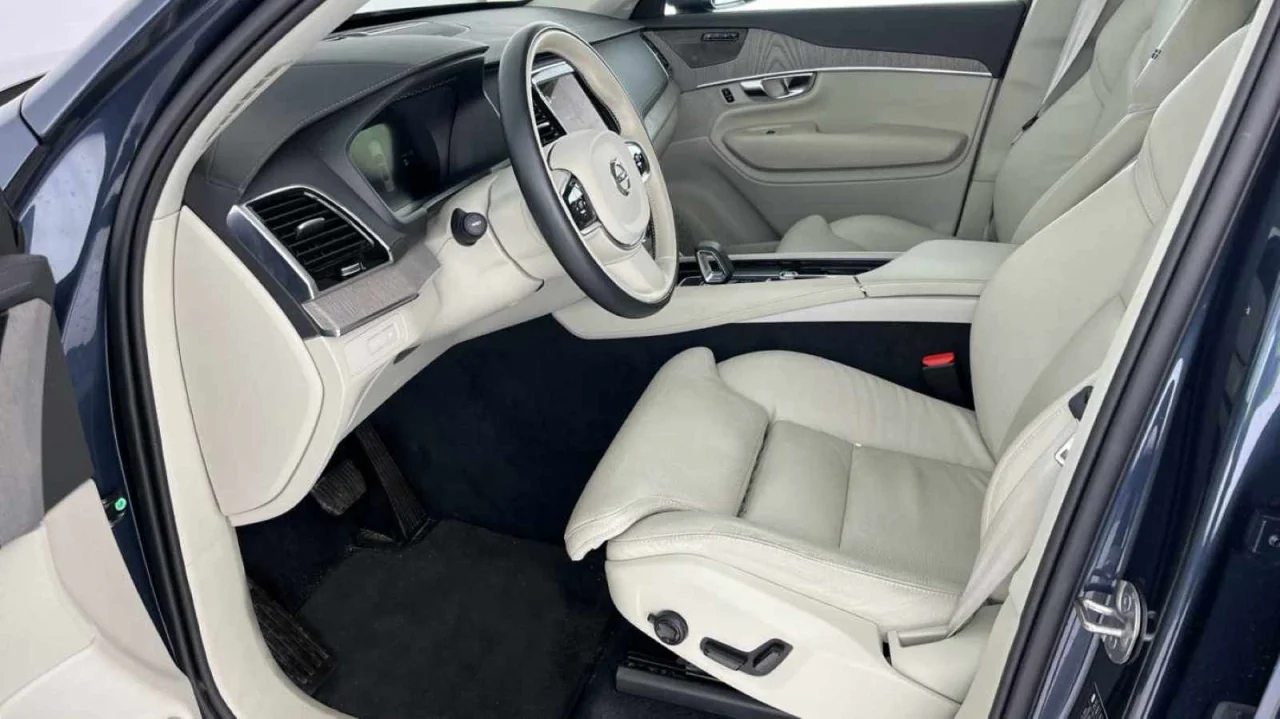 Volvo XC90 Recharge T8  Plus Bright 7 Lugares 2