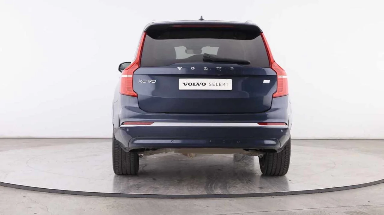 Volvo XC90 Recharge T8  Plus Bright 7 Lugares 9