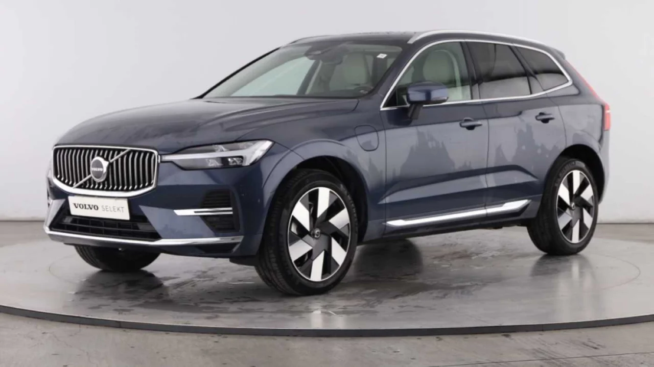 Volvo XC60 Recharge T6 Plus Bright