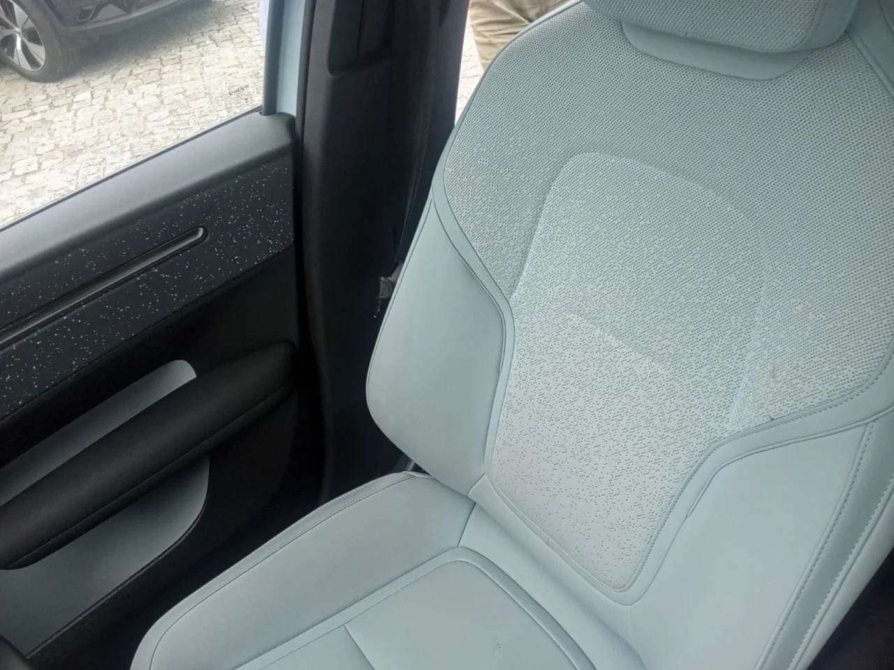 Volvo EX30 Twin Motor Performance  Ultra 1