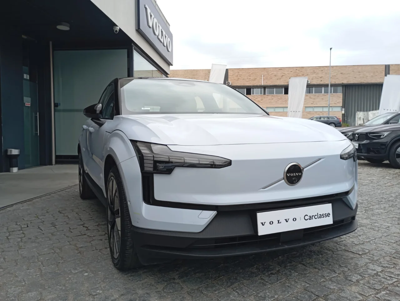 Volvo EX30 Twin Motor Performance  Ultra 12