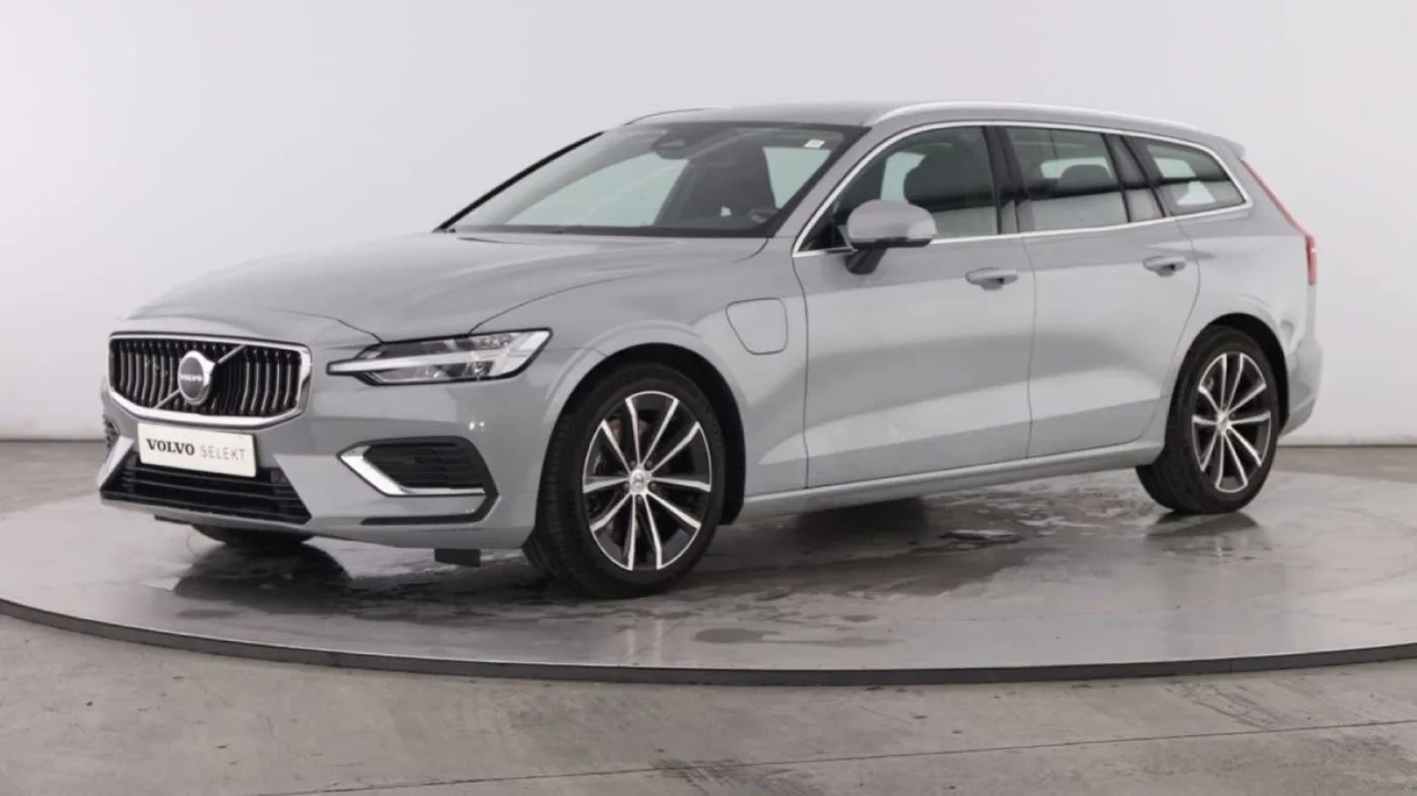 Volvo V60 T6 Essential Bright