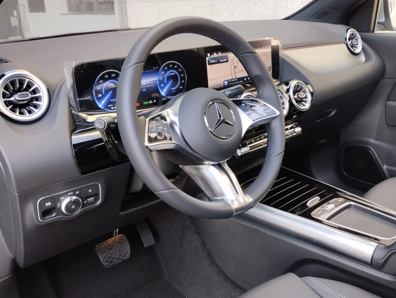 Mercedes Classe EQA 250+ Progressive Advanced 1