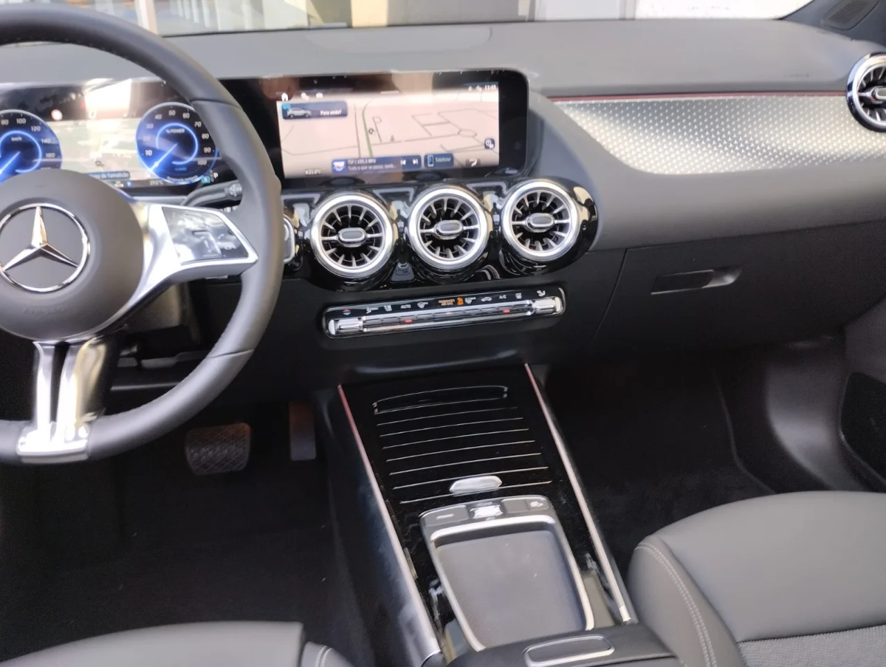 Mercedes Classe EQA 250+ Progressive Advanced 4