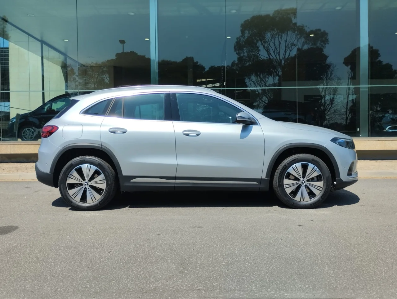 Mercedes Classe EQA 250+ Progressive Advanced 12