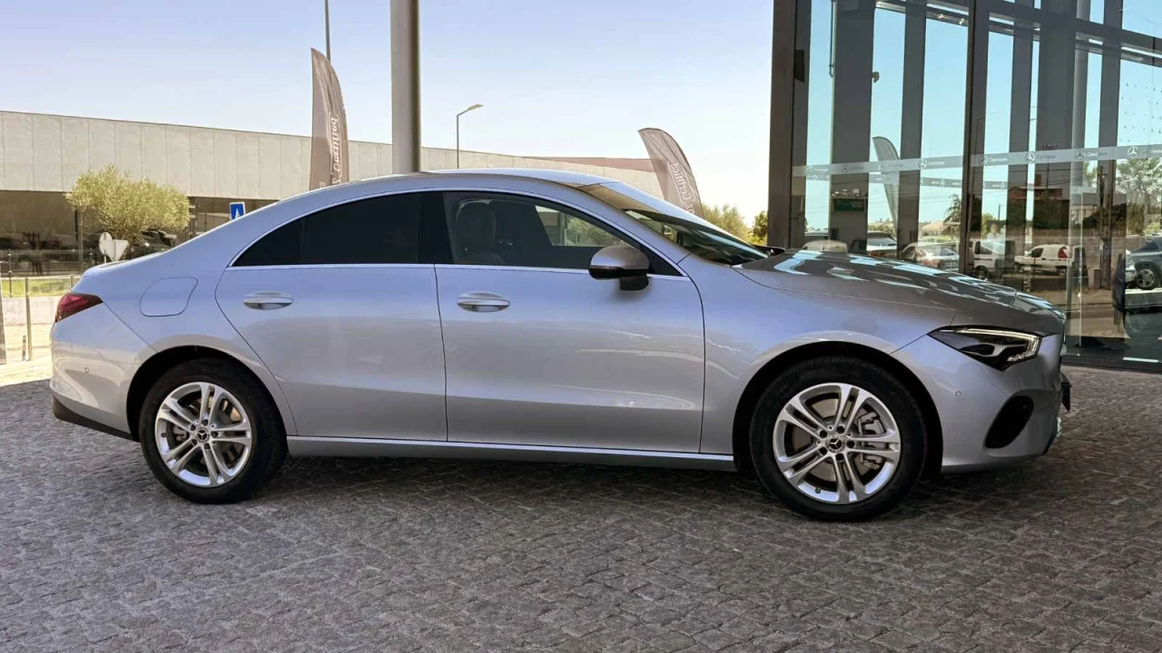 Mercedes Classe CLA 250e Progressive Advanced Coupé 7
