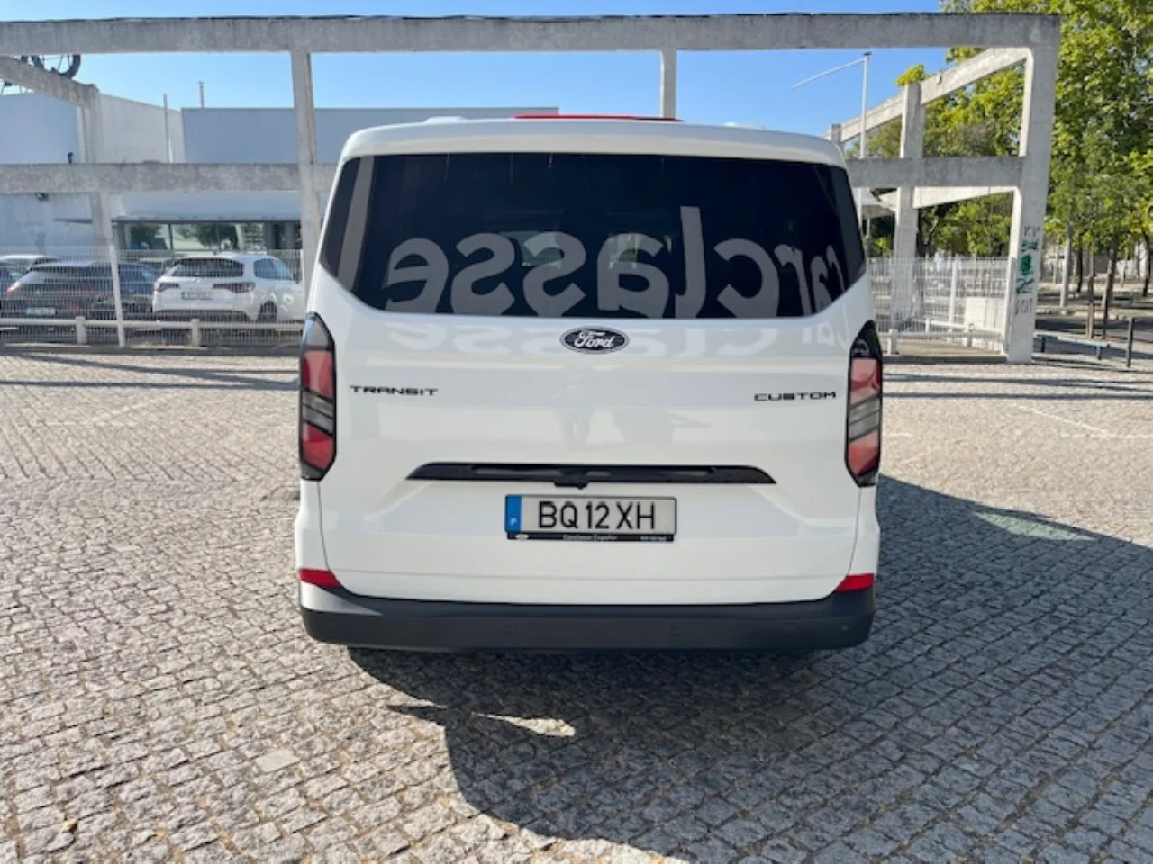 Ford Transit Custom Kombi Trail 9 Lugares 5