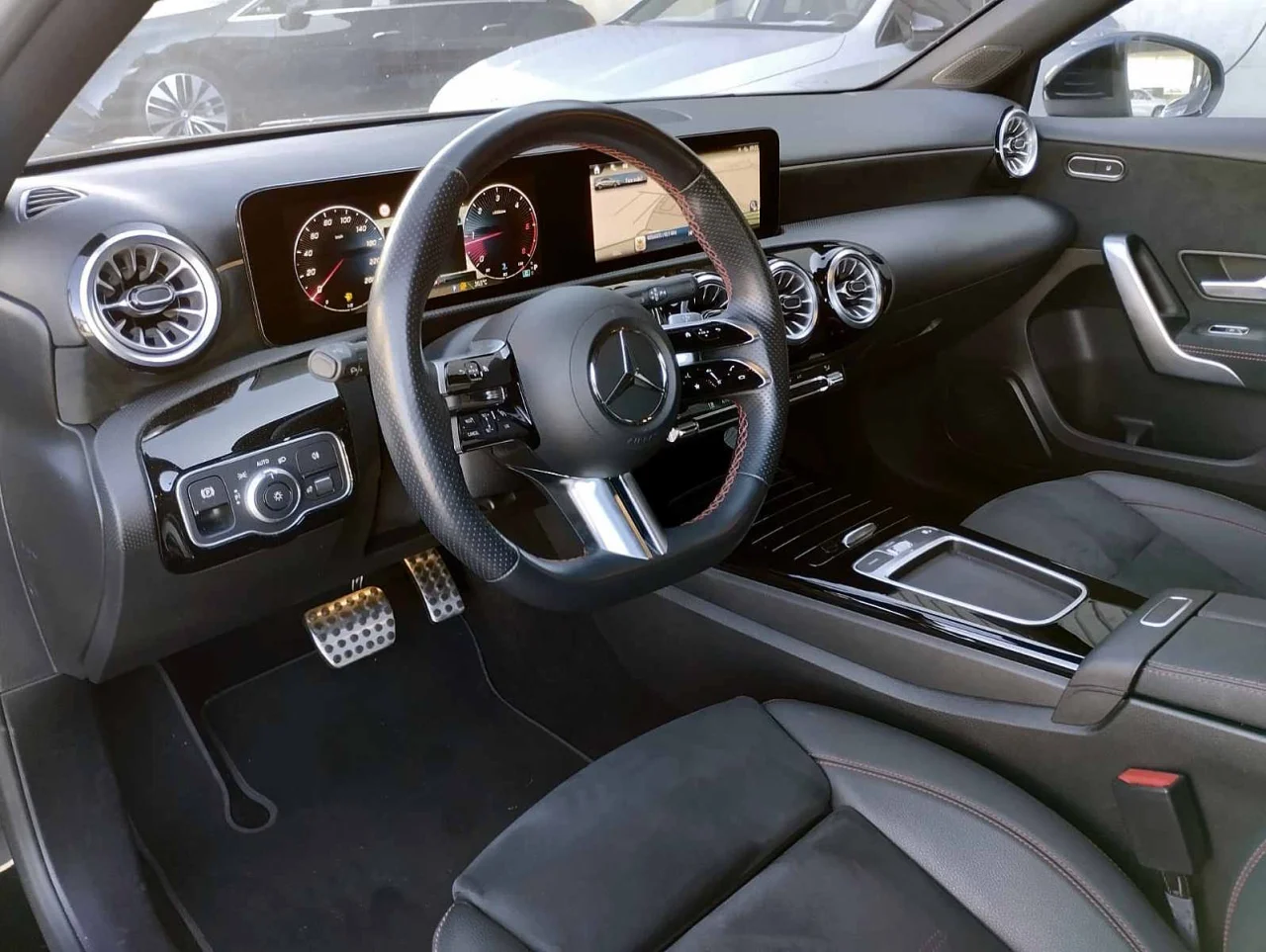 Mercedes Classe A 200d AMG Advanced Plus Limousine 1