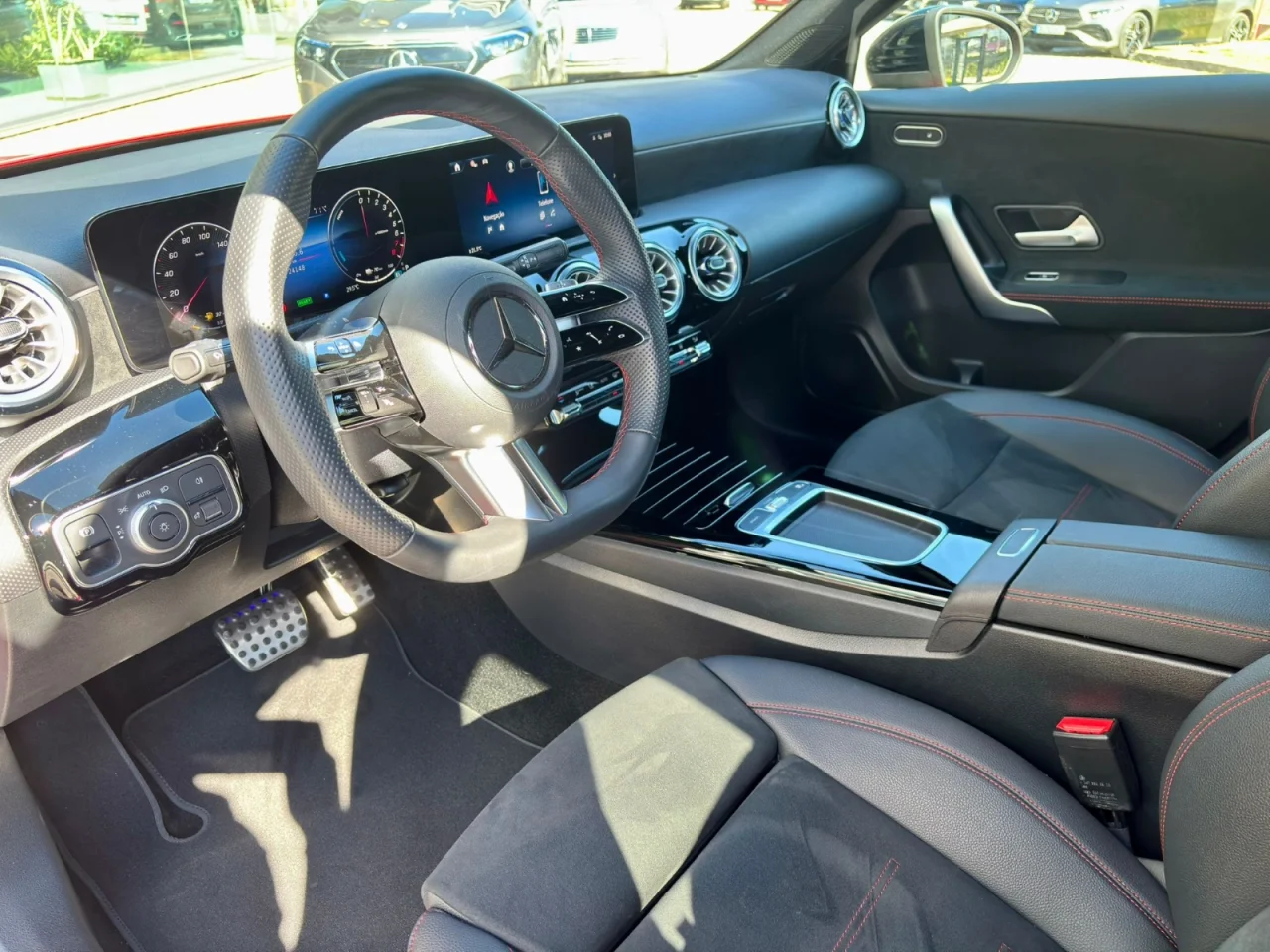 Mercedes Classe A 250e AMG Advanced Plus Limousine 1