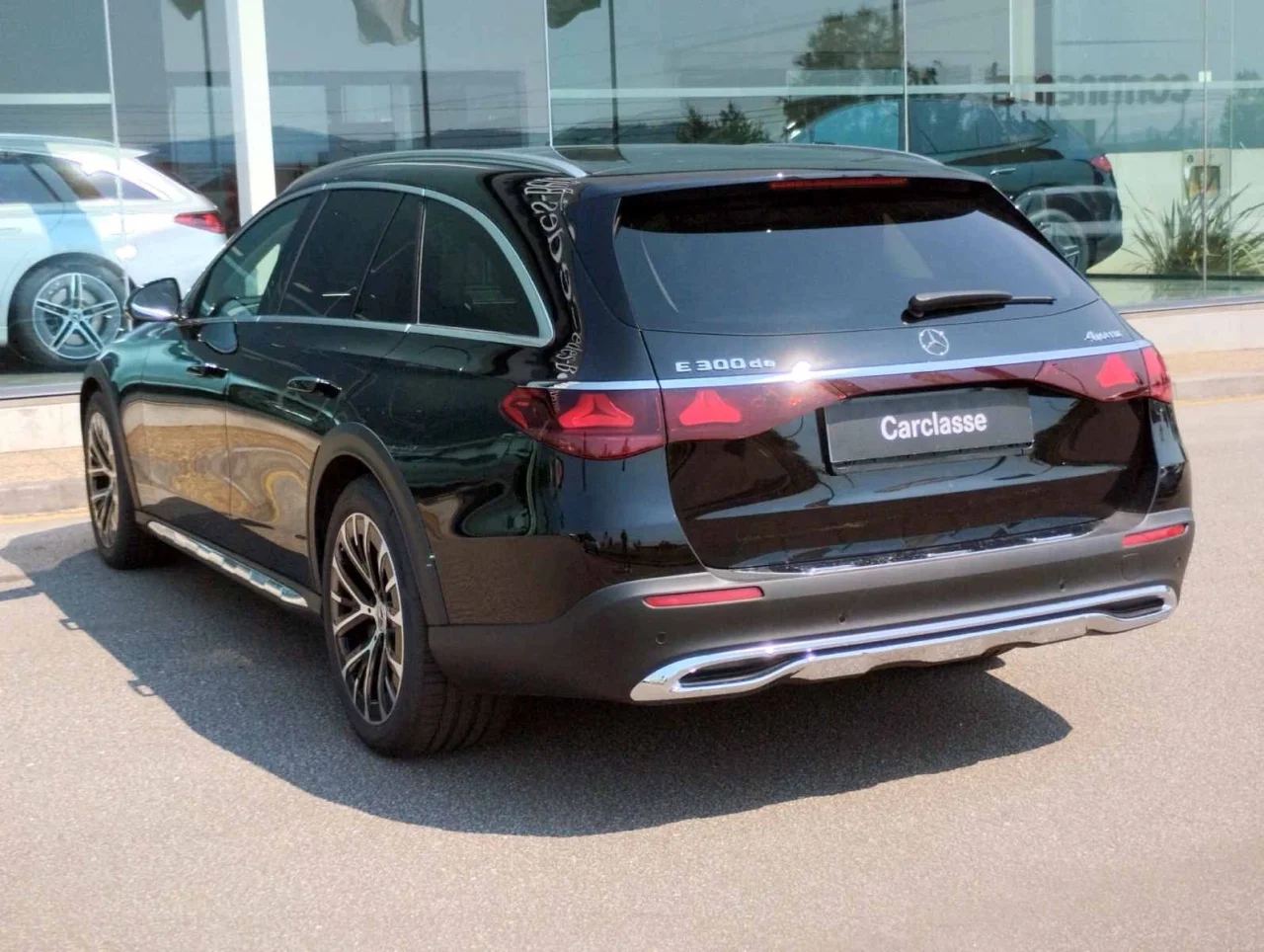 Mercedes Classe E 300de Station All Terrain Avantgarde Advanced 12