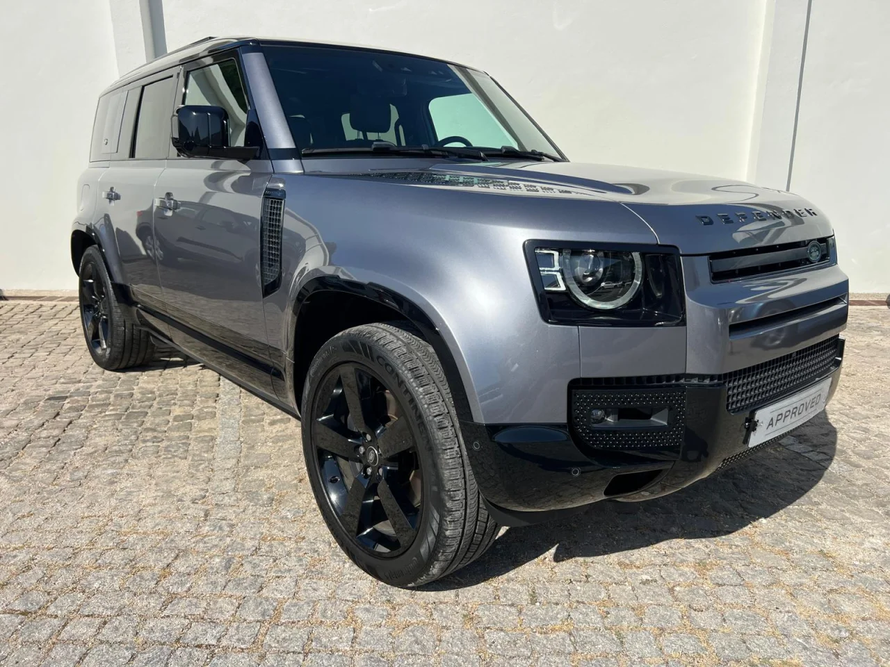 Land Rover Defender 2.0 P400e 110 AWD X-Dynamic SE