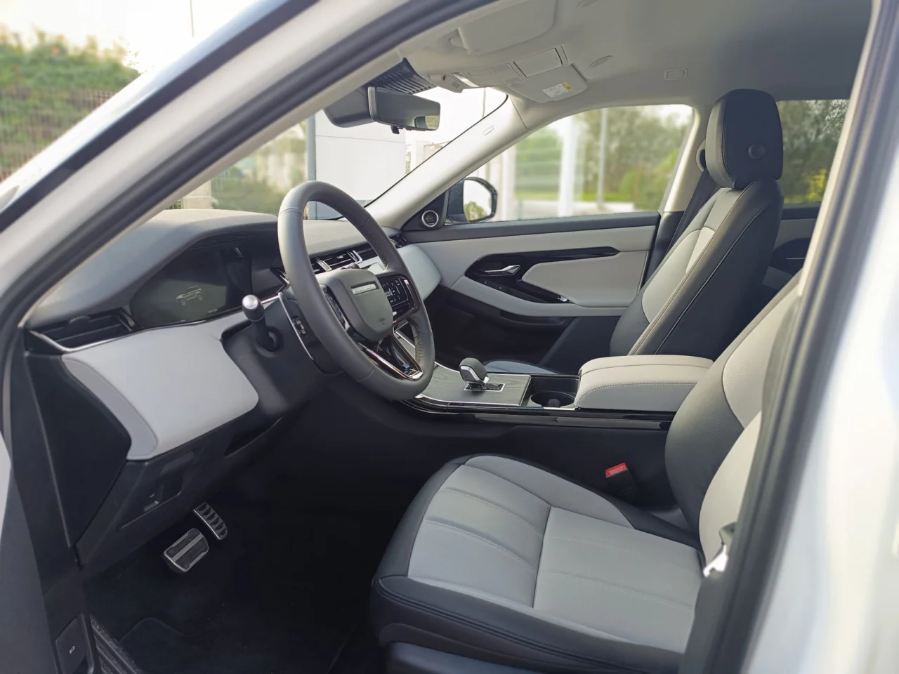 Land Rover Range Rover Evoque 1.5 P160 Dynamic SE 2