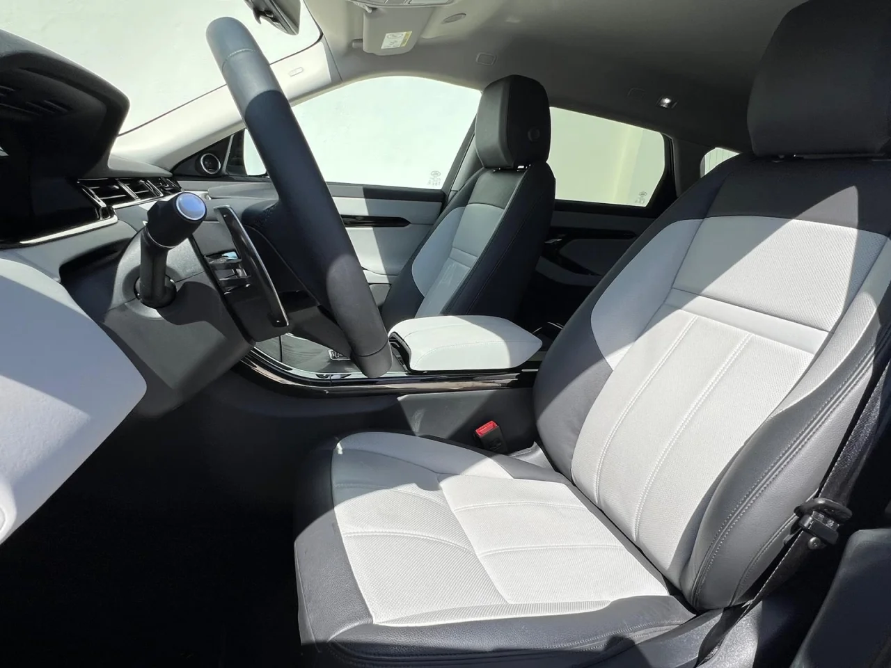 Land Rover Range Rover Evoque 1.5 P160 Dynamic SE 7