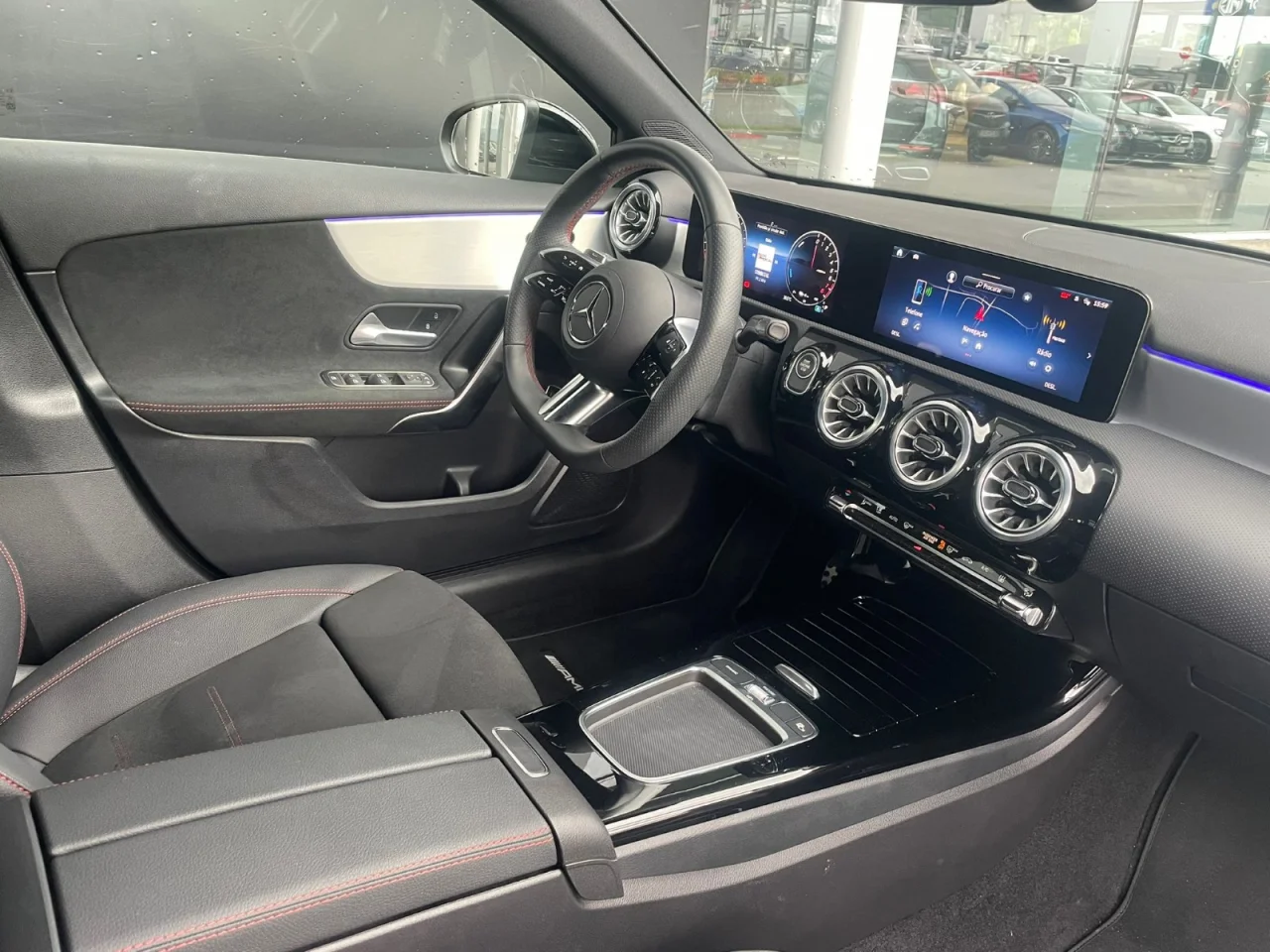 Mercedes Classe A 250e AMG Limousine 2