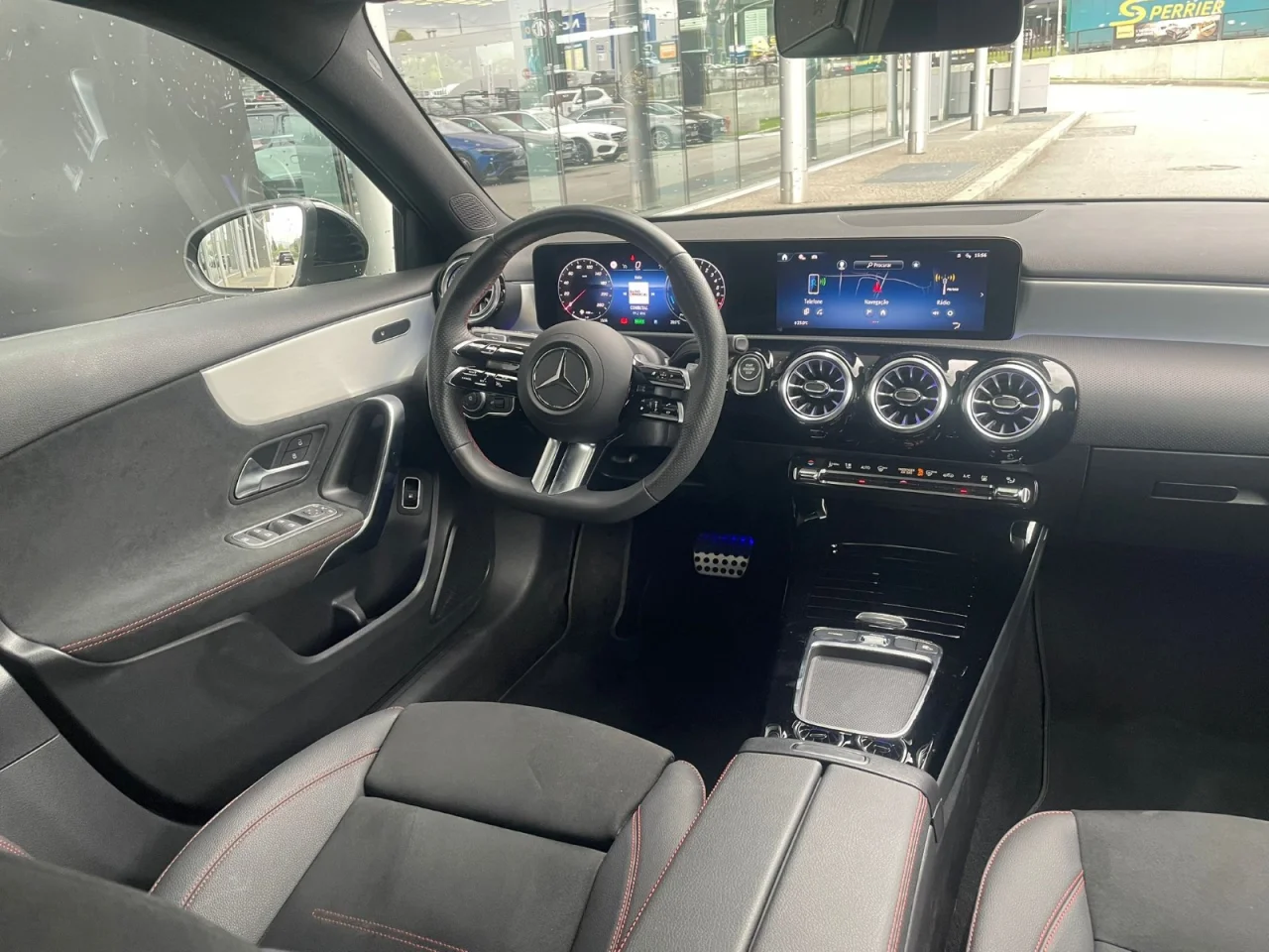 Mercedes Classe A 250e AMG Limousine 7