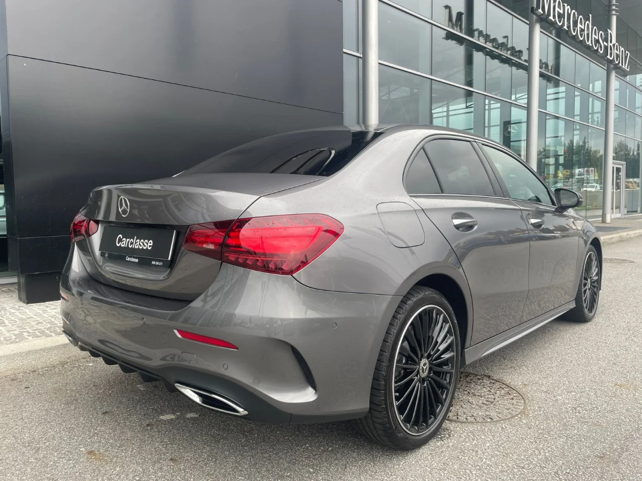 Mercedes Classe A 250e AMG Limousine 11