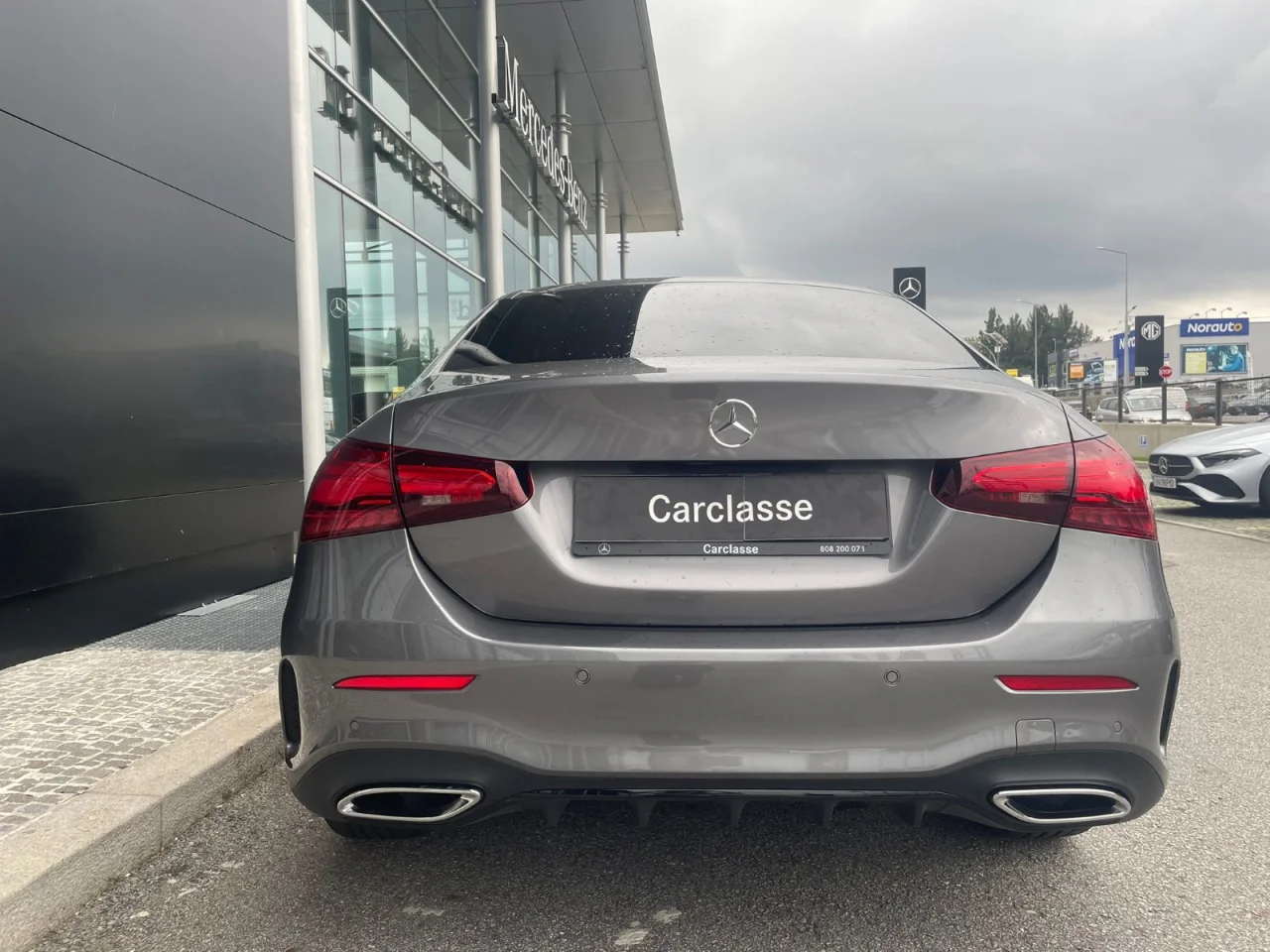 Mercedes Classe A 250e AMG Limousine 13