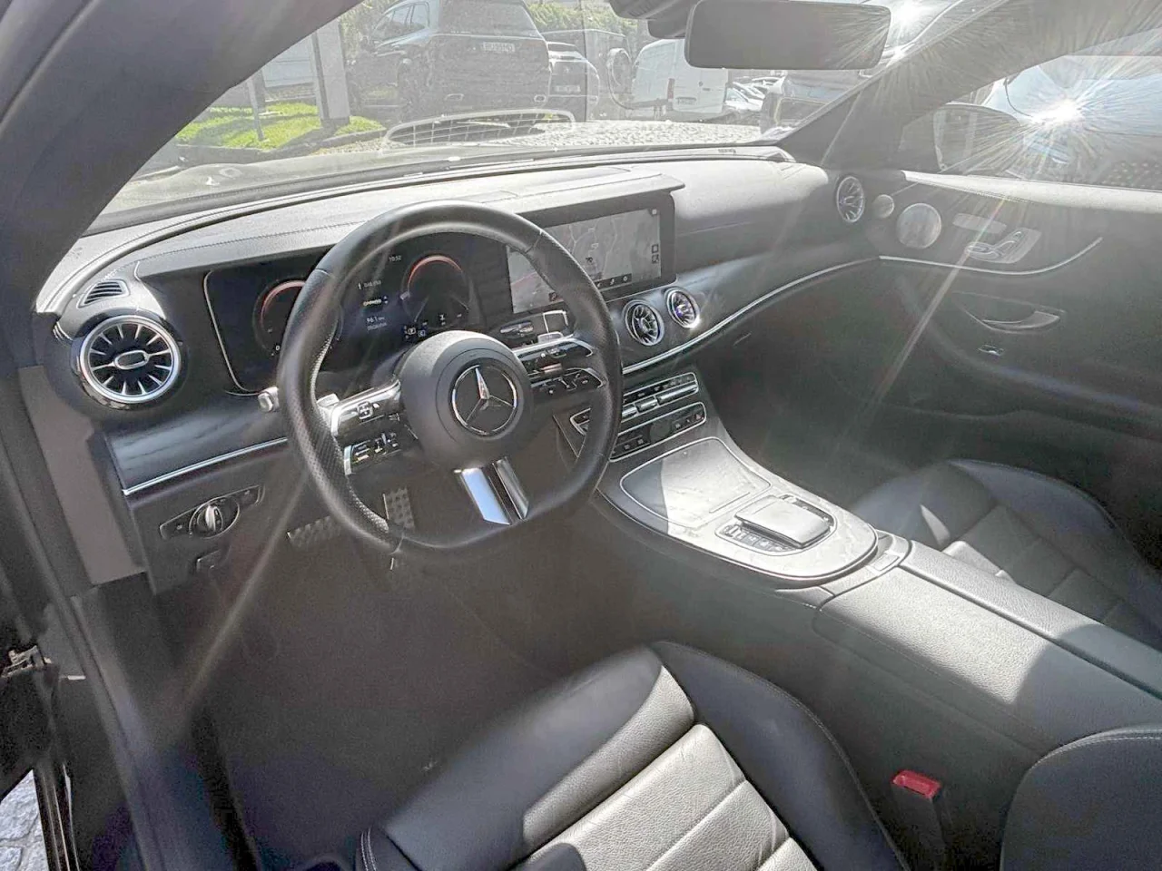 Mercedes Classe E 220d AMG Premium Plus Coupé 6