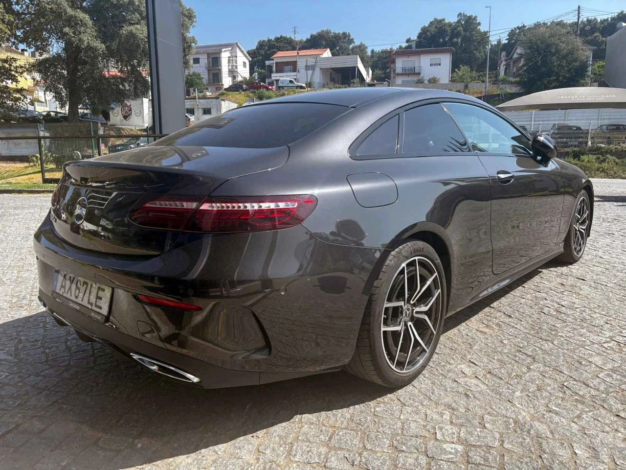 Mercedes Classe E 220d AMG Premium Plus Coupé 8