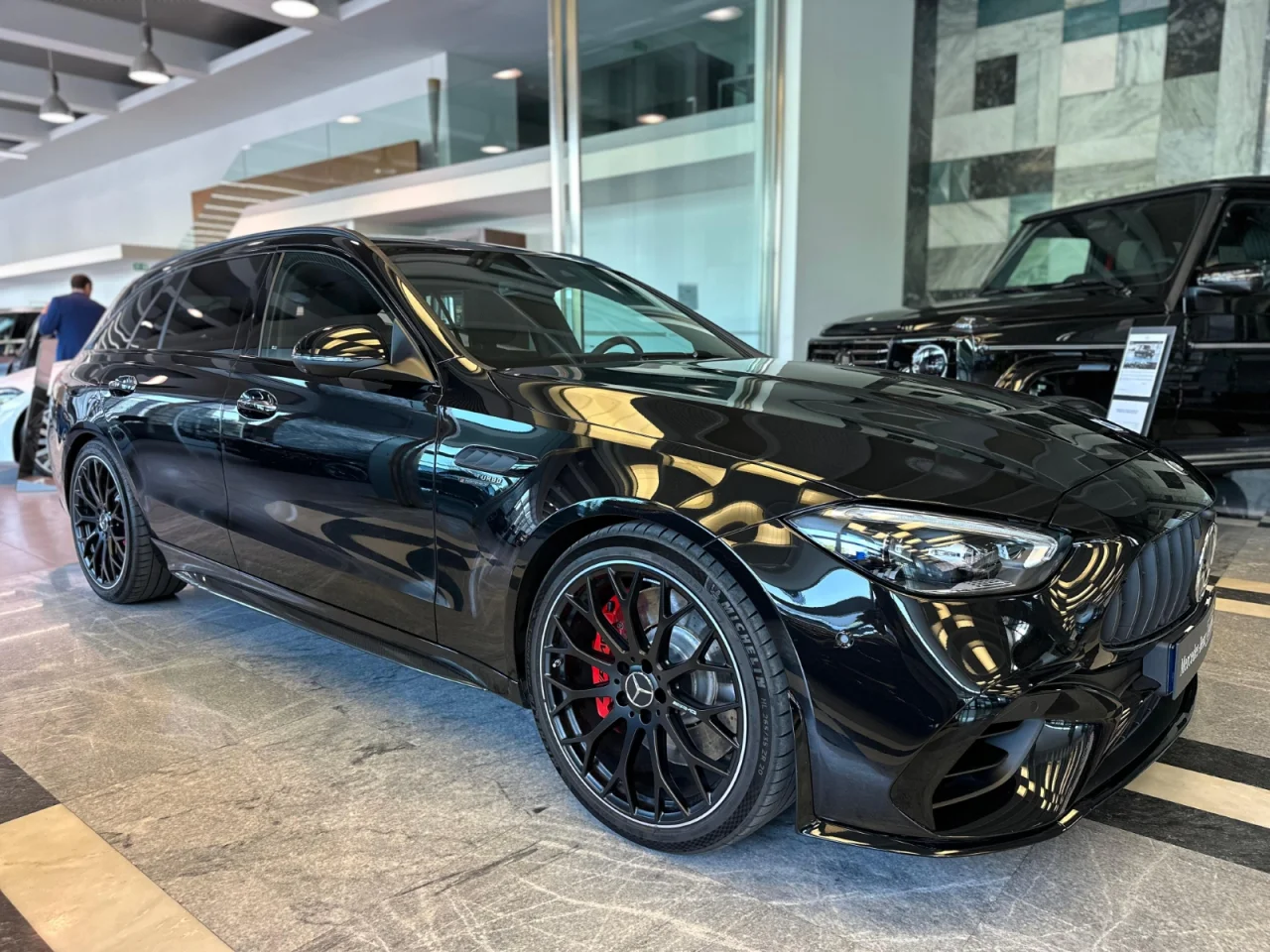 Mercedes Classe C 63 S E Station AMG Performance 12