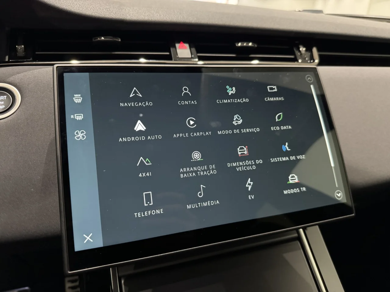 Land Rover Evoque P300e Dynamic SE 4