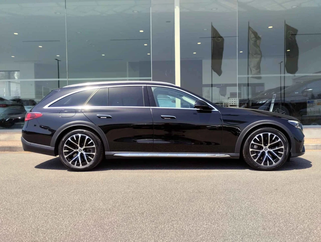 Mercedes Classe E 300de Station All terrain Avantgarde Advanced 11