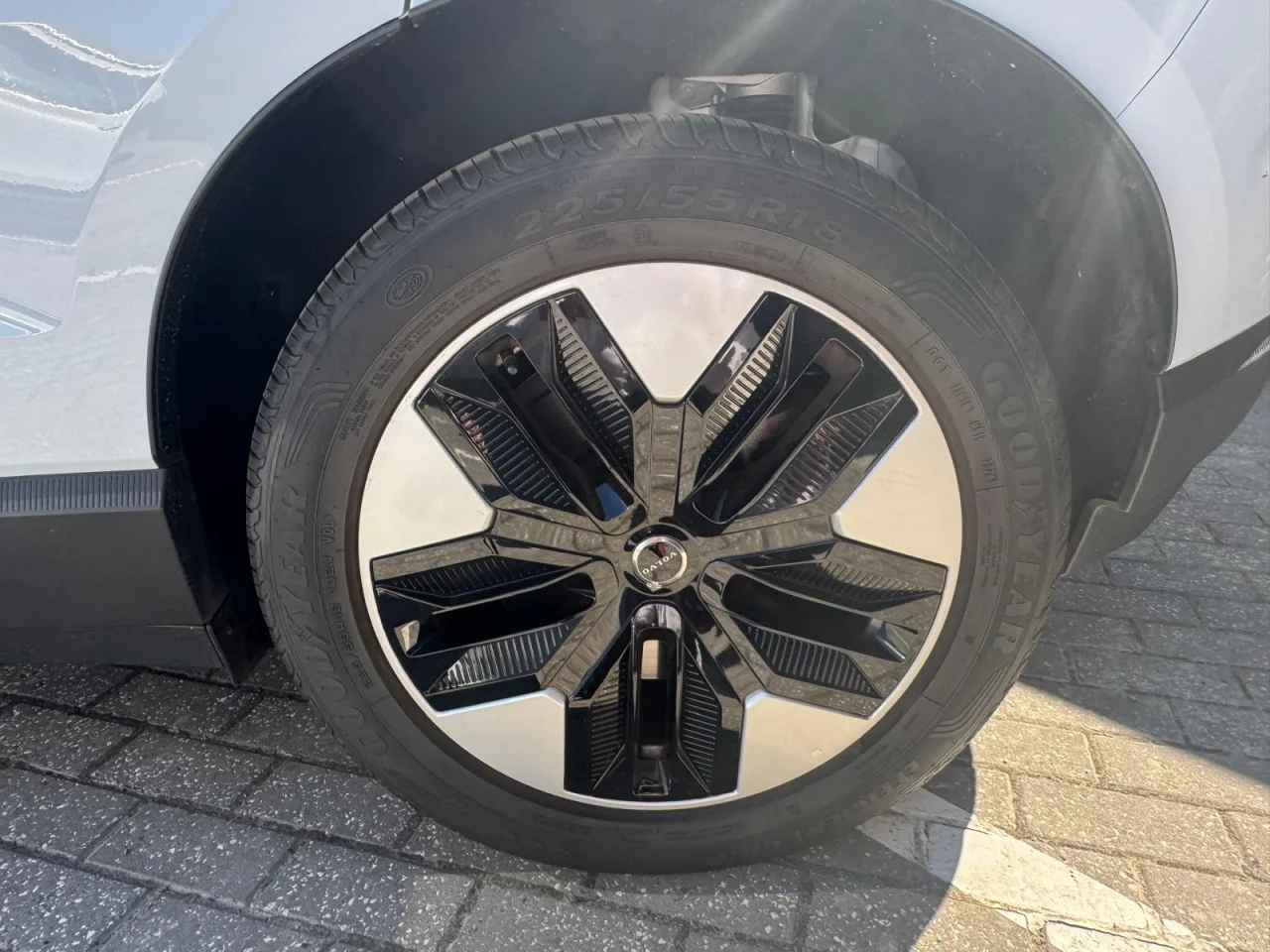 Volvo EX30 51 kWh Single Motor Core 6