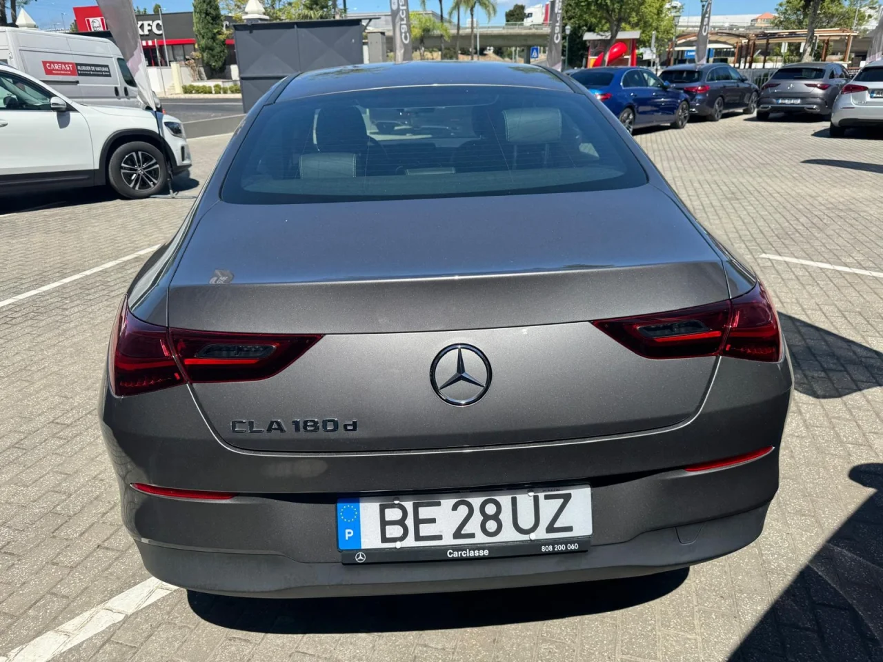 Mercedes Classe CLA 180d Coupé 13