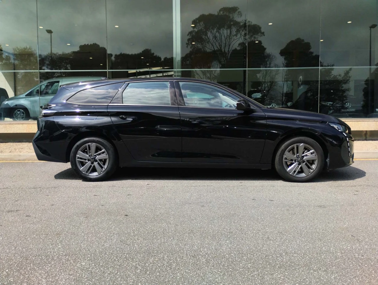 Peugeot 308 SW Puretech Active Pack 130 cv 13