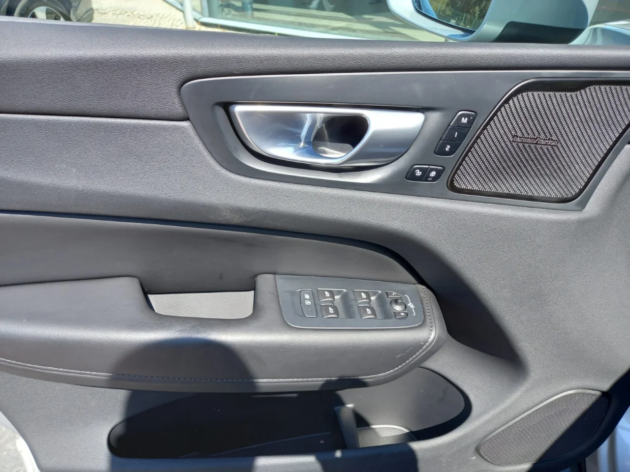 Volvo XC60 Recharge T6 Plus Bright 4