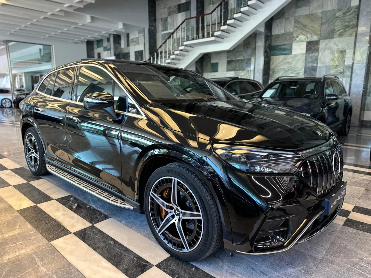 Mercedes EQE 43 4M AMG PREMIUM PLUS 12