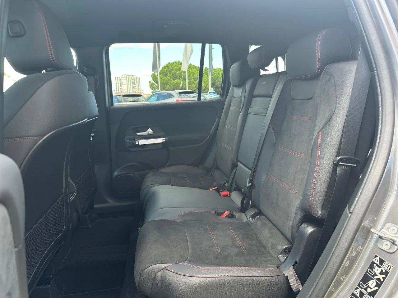 Mercedes Classe GLB 180d AMG Advanced Plus 7 Lugares 3