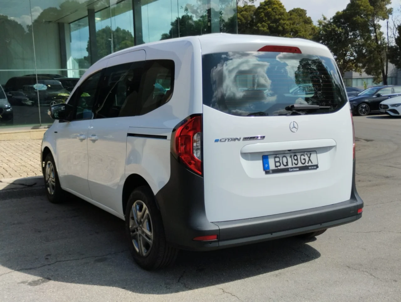 Mercedes eCitan Tourer Pro 11