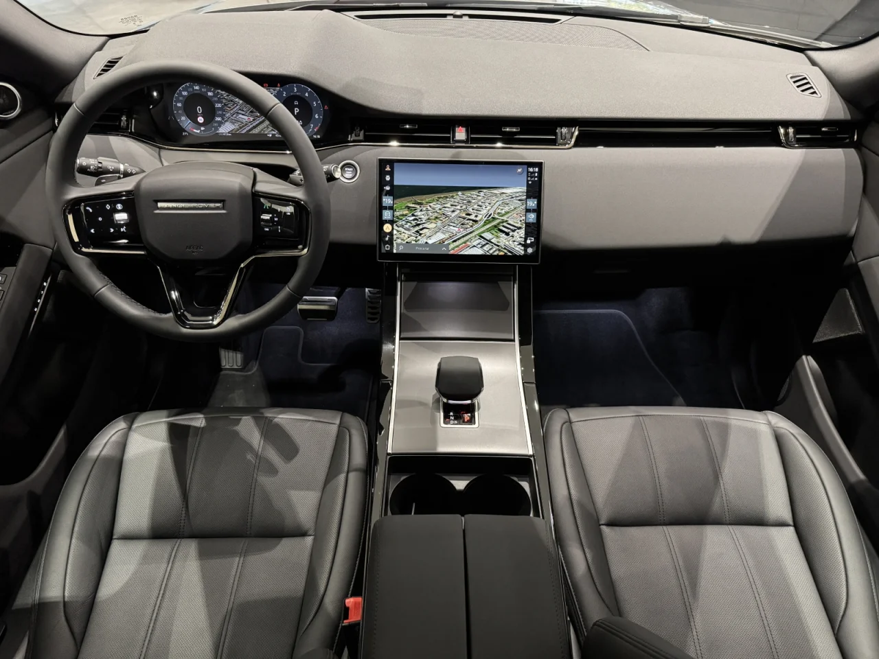 Land Rover Range Rover Evoque 1.5 P300e AWD Dynamic SE 3