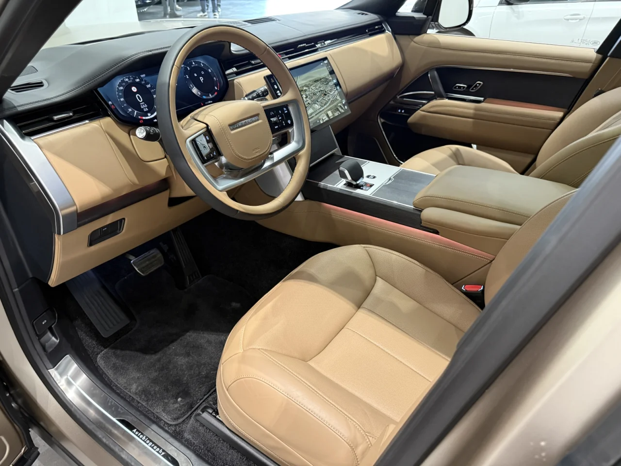 Land Rover Range Rover 4.4 P530 LWB 7L Autobiography 1